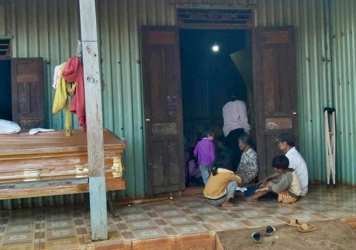 Gia đình của 1 trẻ bị ngộ độc, 2 trẻ tử vong do ăn thịt cóc (huyện Chư Sê) có hoàn cảnh khó khăn