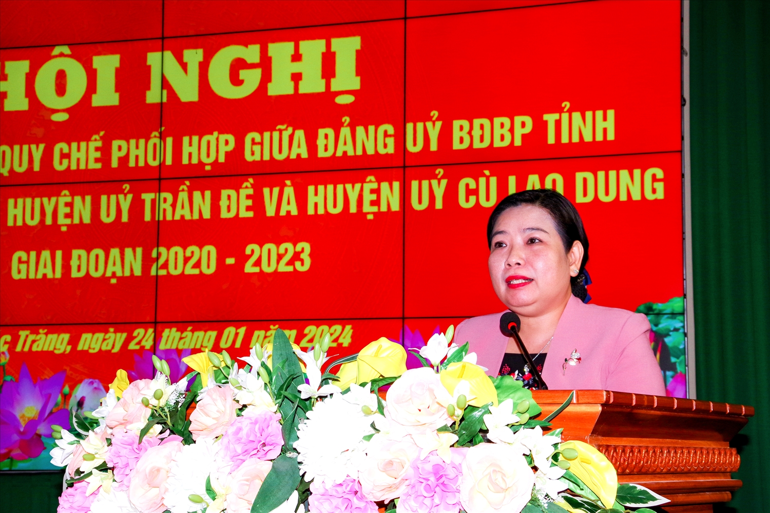 Bà Hồ Thị Cẩm Đào, Phó Bí thư Thường trực Tỉnh ủy, Chủ tịch HĐND tỉnh phát biểu chỉ đạo Hội nghị