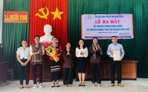 Hội LHPN tỉnh Ninh Thuận đã chỉ đạo và thành lập điểm Tổ truyền thông cộng đồng tại 7 xã và Địa chỉ tin cậy tại 4 xã thuộc các địa bàn triển khai dự án 8.