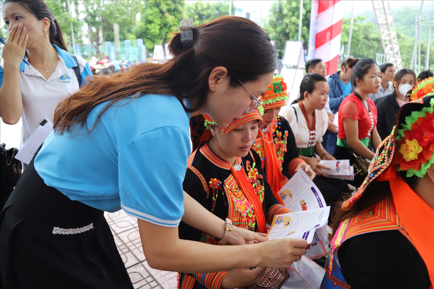 Hội Liên hiệp Phụ nữ Việt đã định hướng, chỉ đạo Hội phụ nữ các cấp chú trọng triển khai thực hiện các hoạt động nâng cao năng lực truyền thông, vận động thay đổi nhận thức về bình đẳng giới