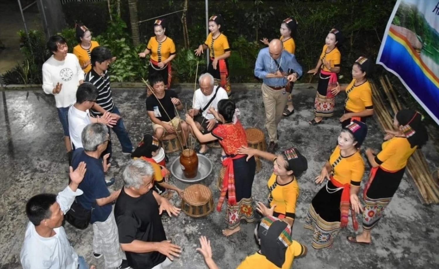 Không gian du lịch cộng đồng ở bản Nưa, xã Yên Khê