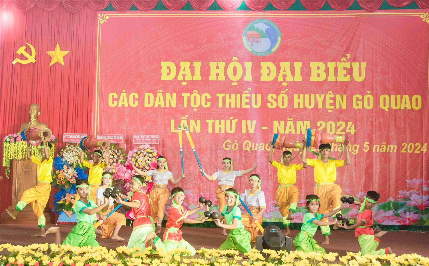 Tiết mục văn nghệ chào mừng tại Đại hội đại biểu các DTTS huyện Gò Quao (Kiên Giang) 