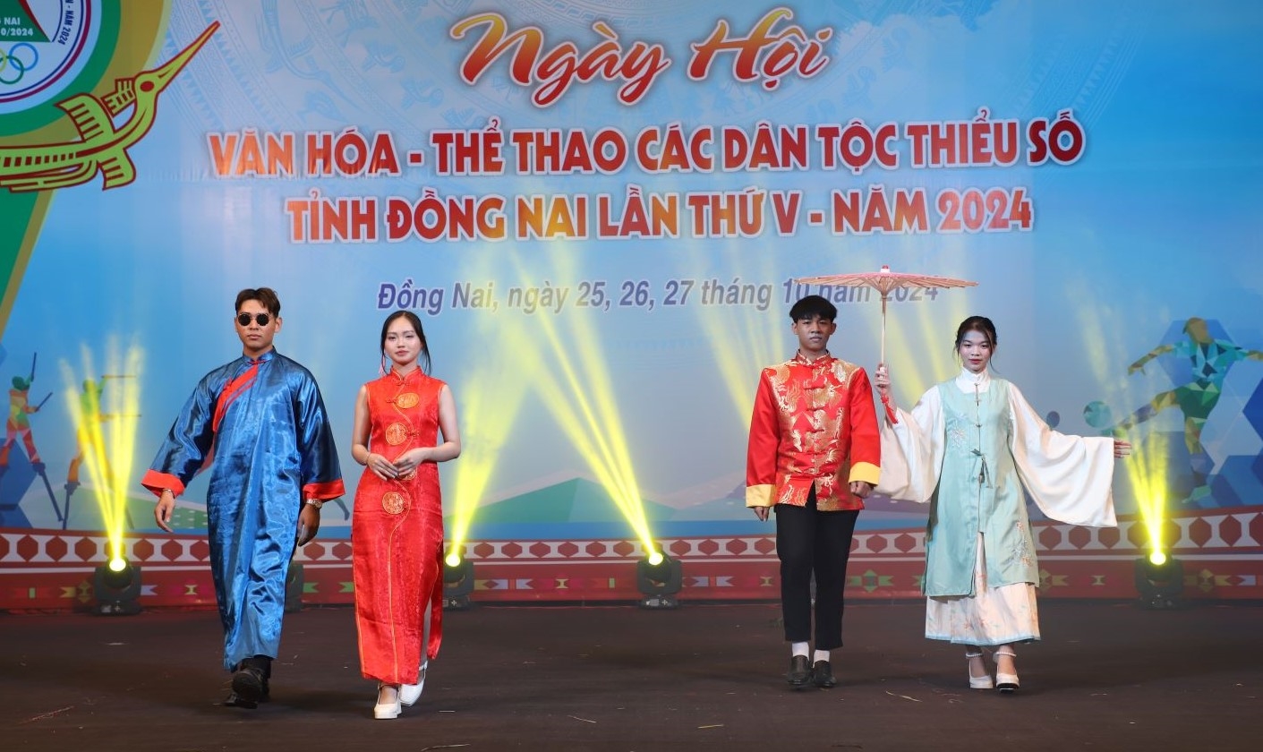 8 đơn vị tham gia dự thi gồm: thành phố Biên Hòa, thành phố Long Khánh và các huyện: Cẩm Mỹ, Tân Phú, Thống Nhất, Định Quán, Trảng Bom, Long Thành tham gia phần thi với 2 vòng: vòng 1, trình diễn trang phục tự chọn và trang phục dân tộc; vòng 2, trả lời câu hỏi ứng xử.