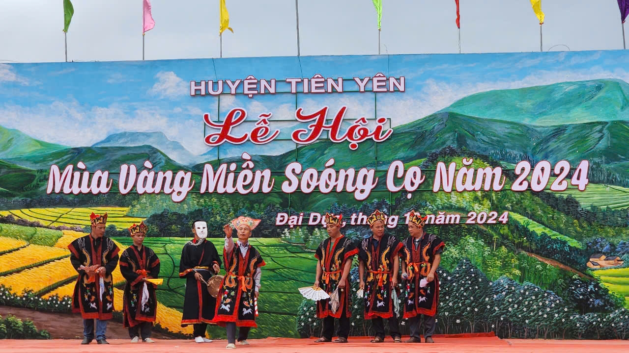 Tái hiện nghi lễ cầu mùa