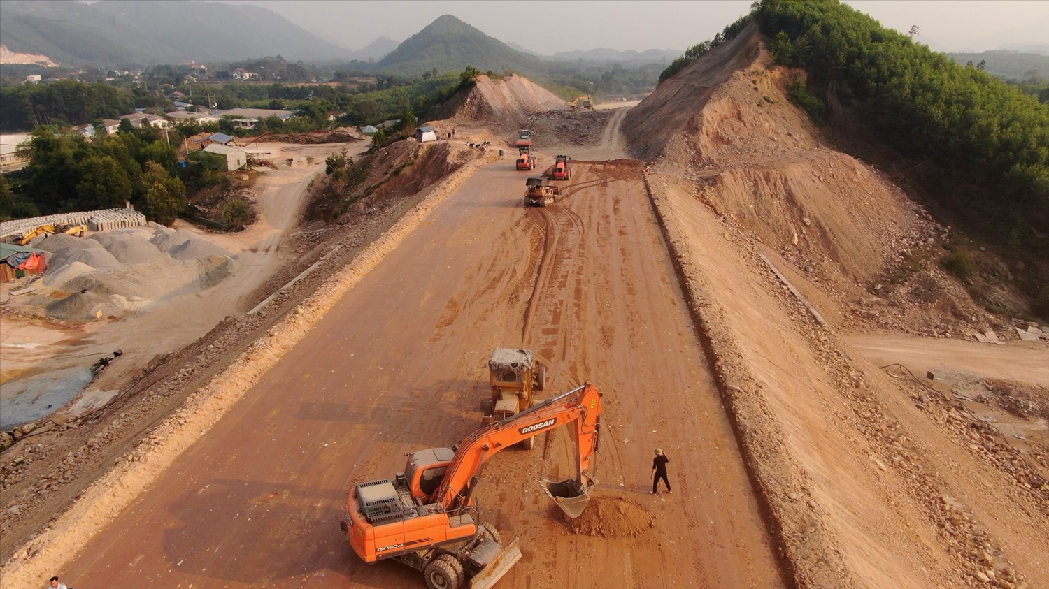 Thái Nguyên dẫn đầu trong nhóm các địa phương có tỷ lệ giải ngân vốn đầu tư công cao hơn tỷ lệ giải ngân bình quân chung của cả nước.