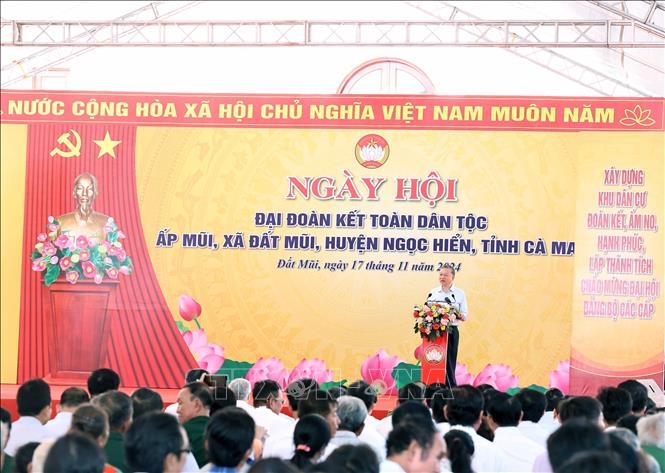 Tổng Bí thư yêu cầu, phát huy vai trò làm chủ, tinh thần tự quản của mỗi người dân để tiến tới xây dựng các khu dân cư đoàn kết, ấm no hạnh phúc hướng tới mục tiêu phát huy cao nhất sức mạnh đoàn kết