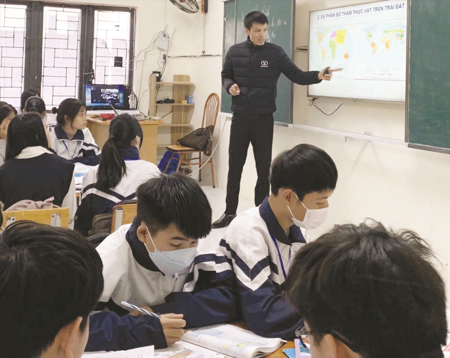 Sáng kiến “Sử dụng mô hình lớp học đảo ngược ứng dụng Shub Classroom trong dạy học nhằm hình thành và phát triển năng lực học sinh” của thầy giáo Hà được Sở Giáo dục và Đào tạo Bắc Giang công nhận và đánh giá cao.