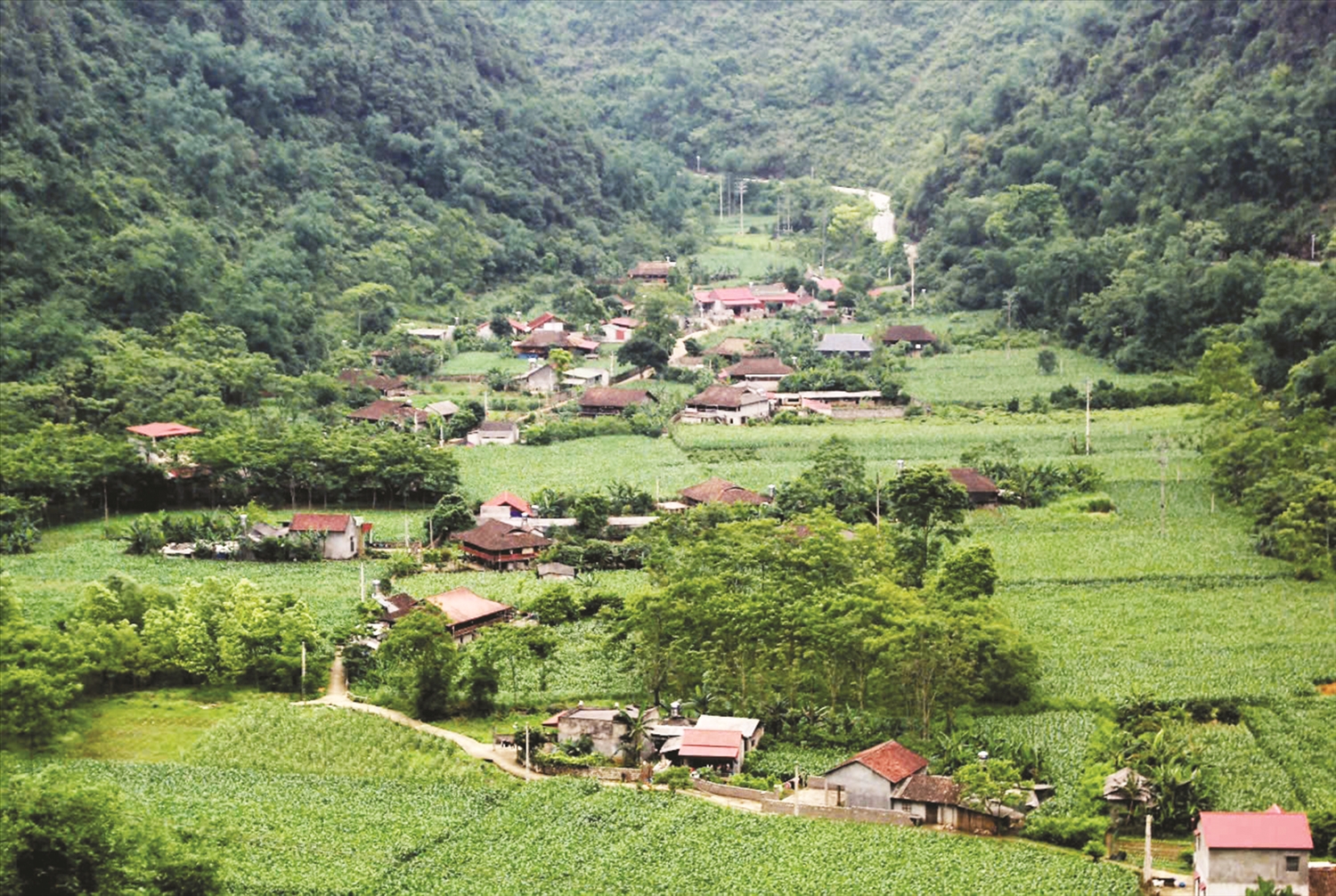 Tiềm năng về cảnh quan thiên nhiên, bản sắc văn hóa dân tộc là nguồn lực để phát triển du lịch cộng đồng.