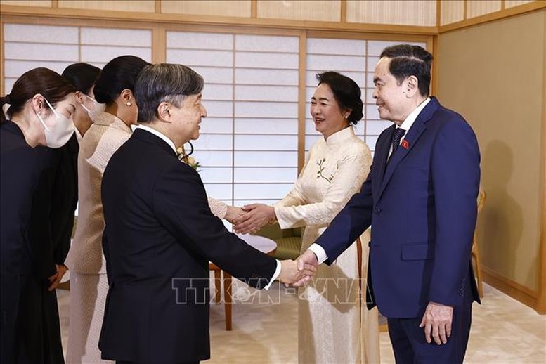 Chủ tịch Quốc hội Trần Thanh Mẫn và Phu nhân hội kiến Nhà vua Naruhito cùng Hoàng hậu Masako - Ảnh: TTXVN