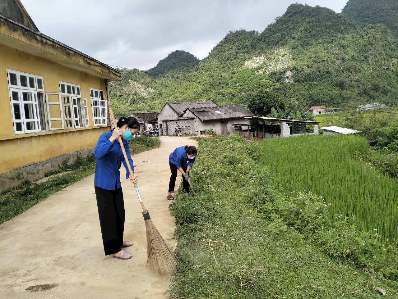 Hệ thống đường giao thông nông thôn ở xã Bằng Hữu tiếp tục được đầu tư ngày càng hoàn chỉnh