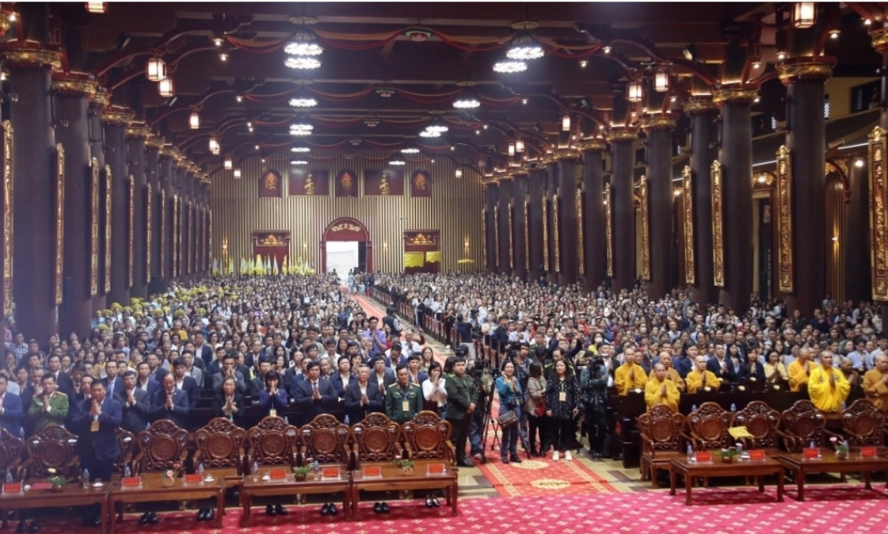 Lễ khai hội xuân Yên Tử năm 2024 thu hút đông đảo tăng ni phật tử và du khách tham gia
