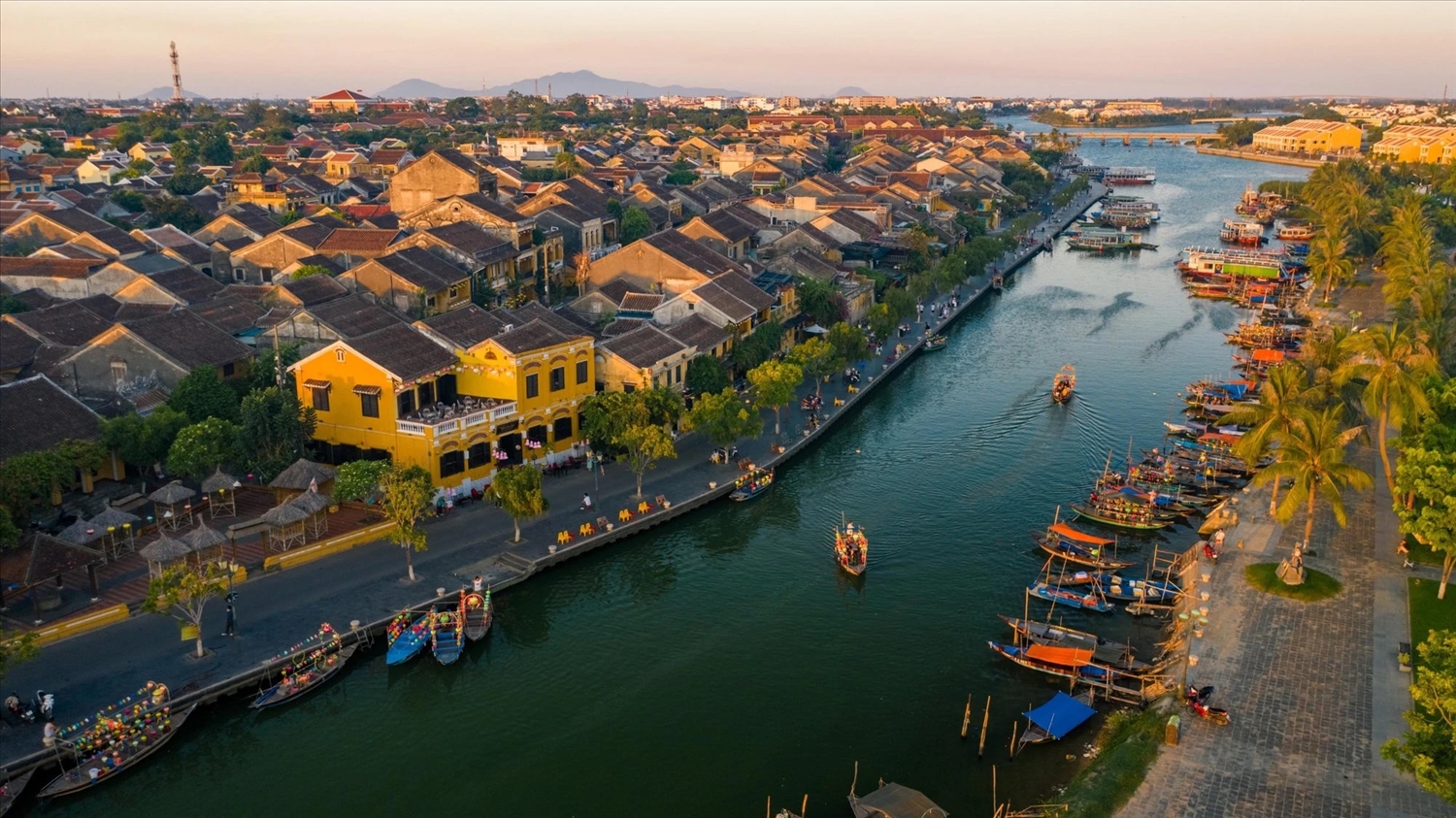 (Tổng hợp) Hội An, Phong Nha và Ninh Bình là những điểm đến thân thiện nhất Việt Nam 2024