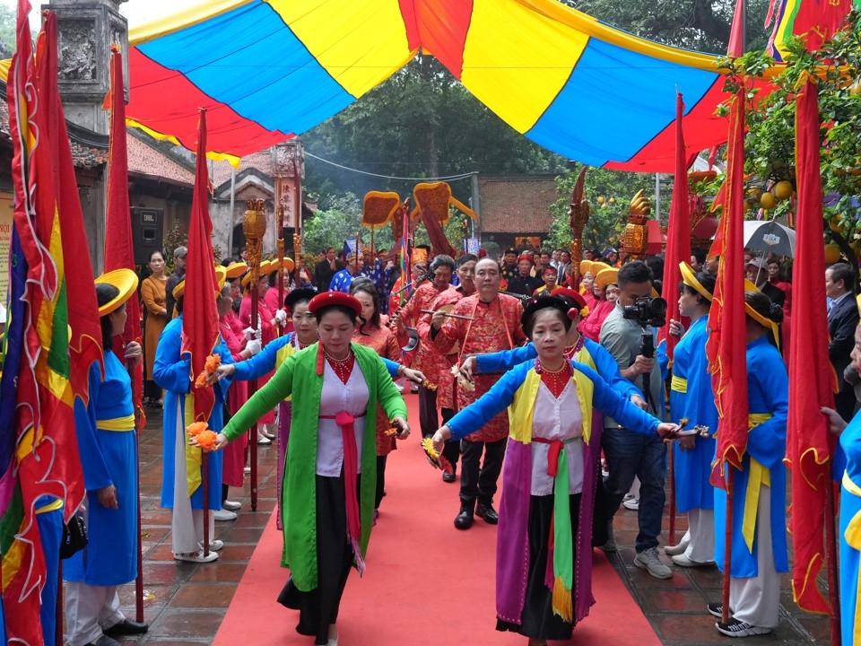 Người dân các phường của quận Ba Đình thực hiện các nghi lễ của lễ hội