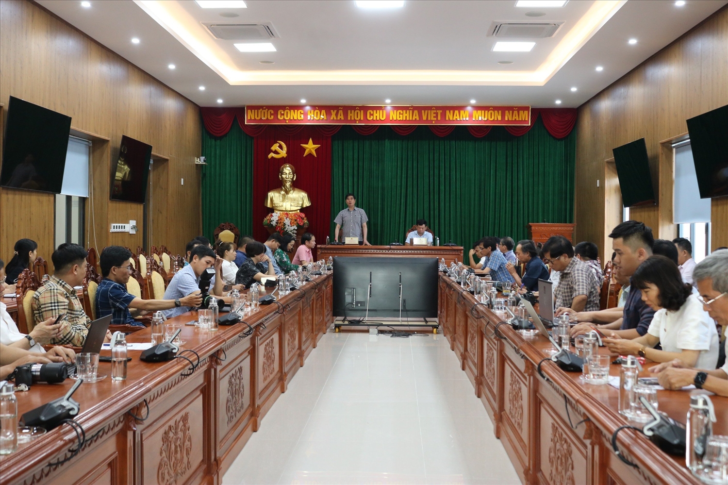 UBND tỉnh Bình Định cung cấp thông tin cho báo chí về Giải đua thuyền Grand Prix Bình Ðịnh 2024