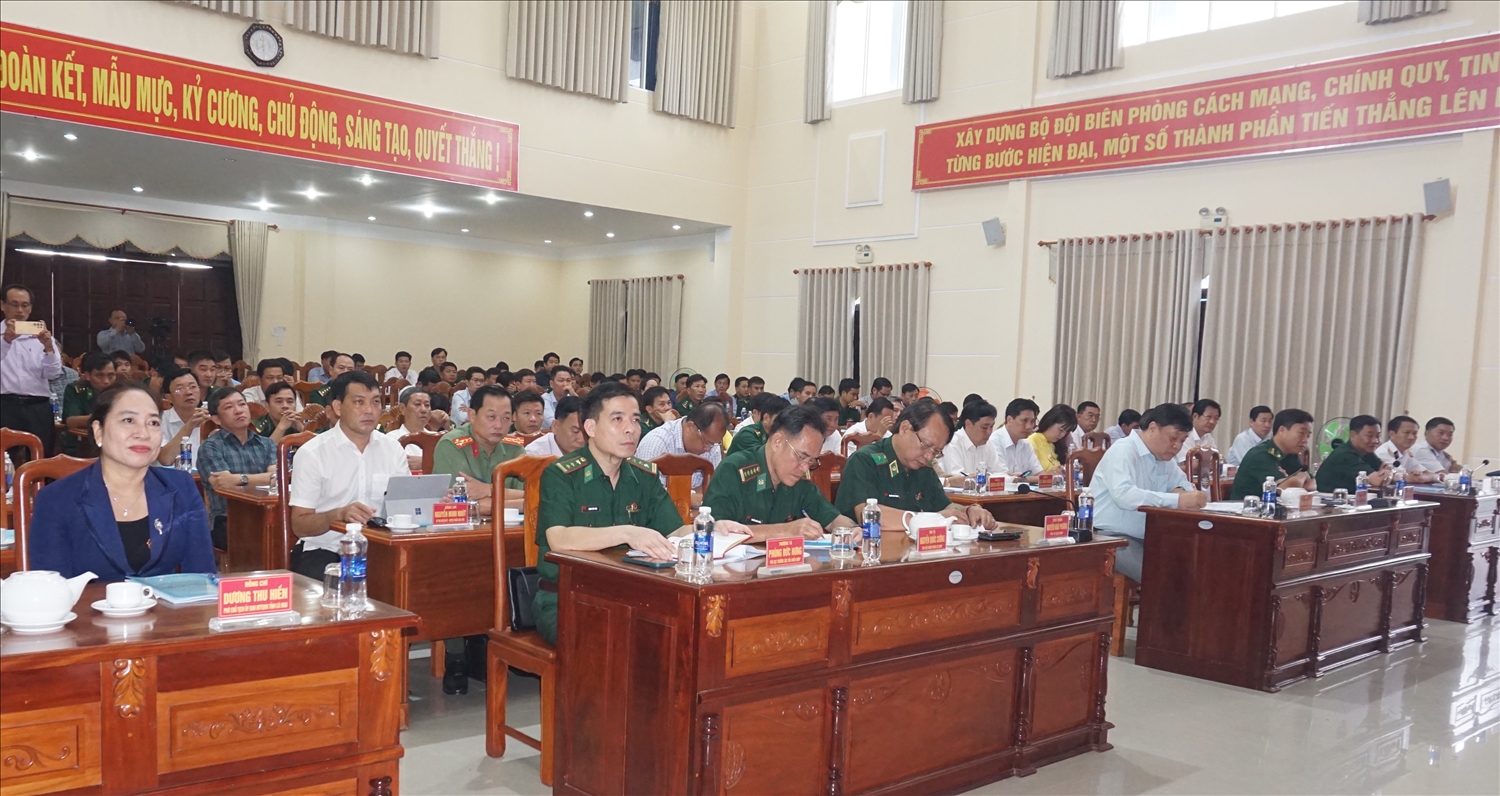 Các đại biểu tham dự Hội nghị tại Bộ Chỉ huy BĐBP tỉnh Cà Mau