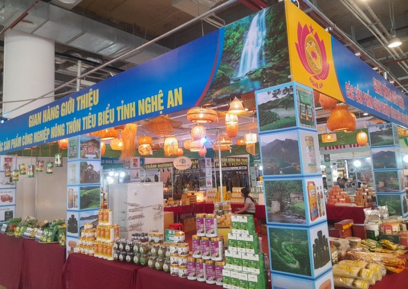 Các sản phẩm tiêu biểu của nông thôn Nghệ An tham dự Hội chợ Công Thương vùng Bắc Trung Bộ - Nghệ An và Hội nghị kết nối giao thương diễn ra trong tháng 12/2023 (tại Thành phố Vinh, tỉnh Nghệ An)