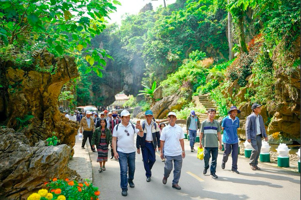 Vùng đồng bào DTTS và miền núi của tỉnh Quảng Nam có nhiều tiềm năng để phát triển du lịch