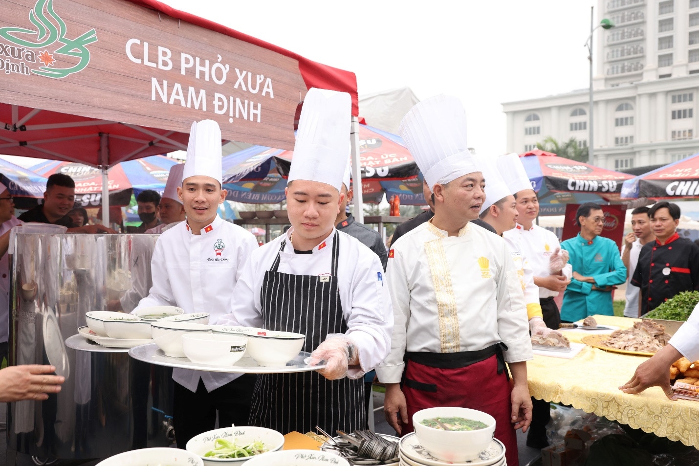 Tin: Hàng nghìn lượt khách đổ về Festival Phở 2024 tại Nam Định 5