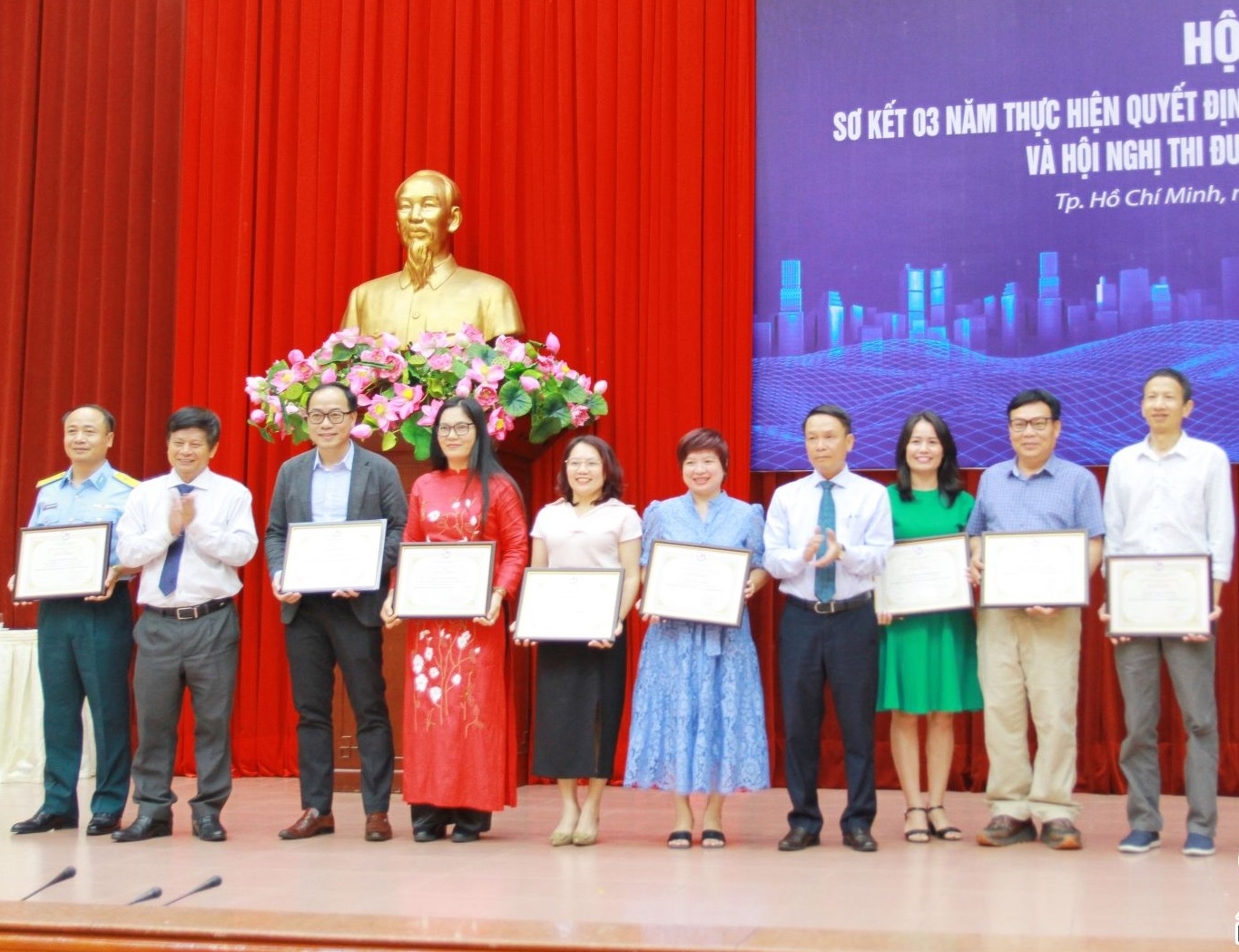 Chủ tịch Hội Nhà báo Việt Nam quyết định tặng Bằng khen cho 29 tập thể và 51 cá nhân có thành tích xuất sắc trong công tác và xây dựng Hội năm 2023