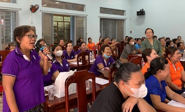 Hội nghị tập huấn tuyên truyền, phổ biến pháp luật về BĐG cho hội viên phụ nữ và đồng bào DTT tại xã Sông Thao, huyện Trảng Bom.