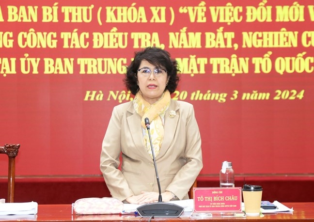  Phó Chủ tịch UBTW MTTQ Việt Nam Tô Thị Bích Châu phát biểu tại buổi làm việc (Ảnh Minh Đức)