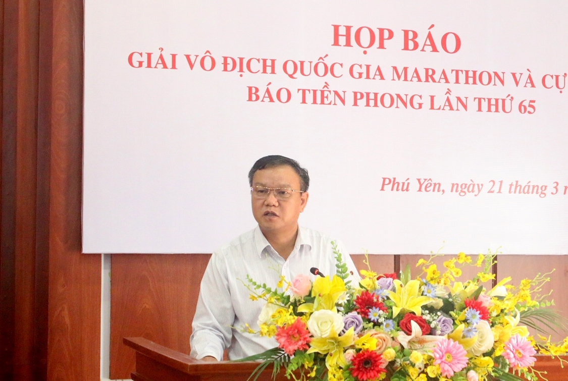 Ông Đào Mỹ - Phó Chủ tịch UBND tỉnh Phú Yên phát biểu tại cuộc họp