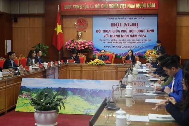Quang cảnh Hội nghị tại Hội trường UBND tỉnh Lạng Sơn.
