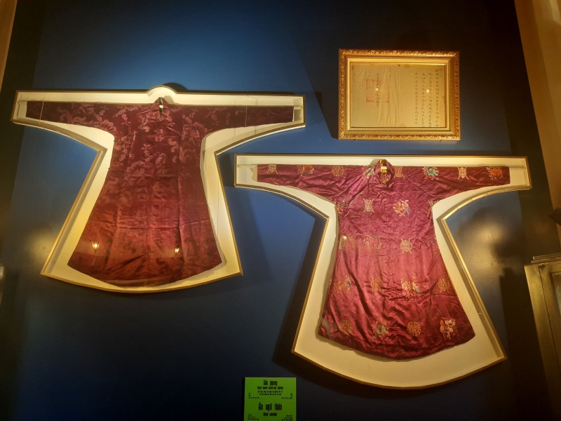 Sắc phong và áo ngũ thân thời Nguyễn tại triển lãm - Ảnh tư liệu