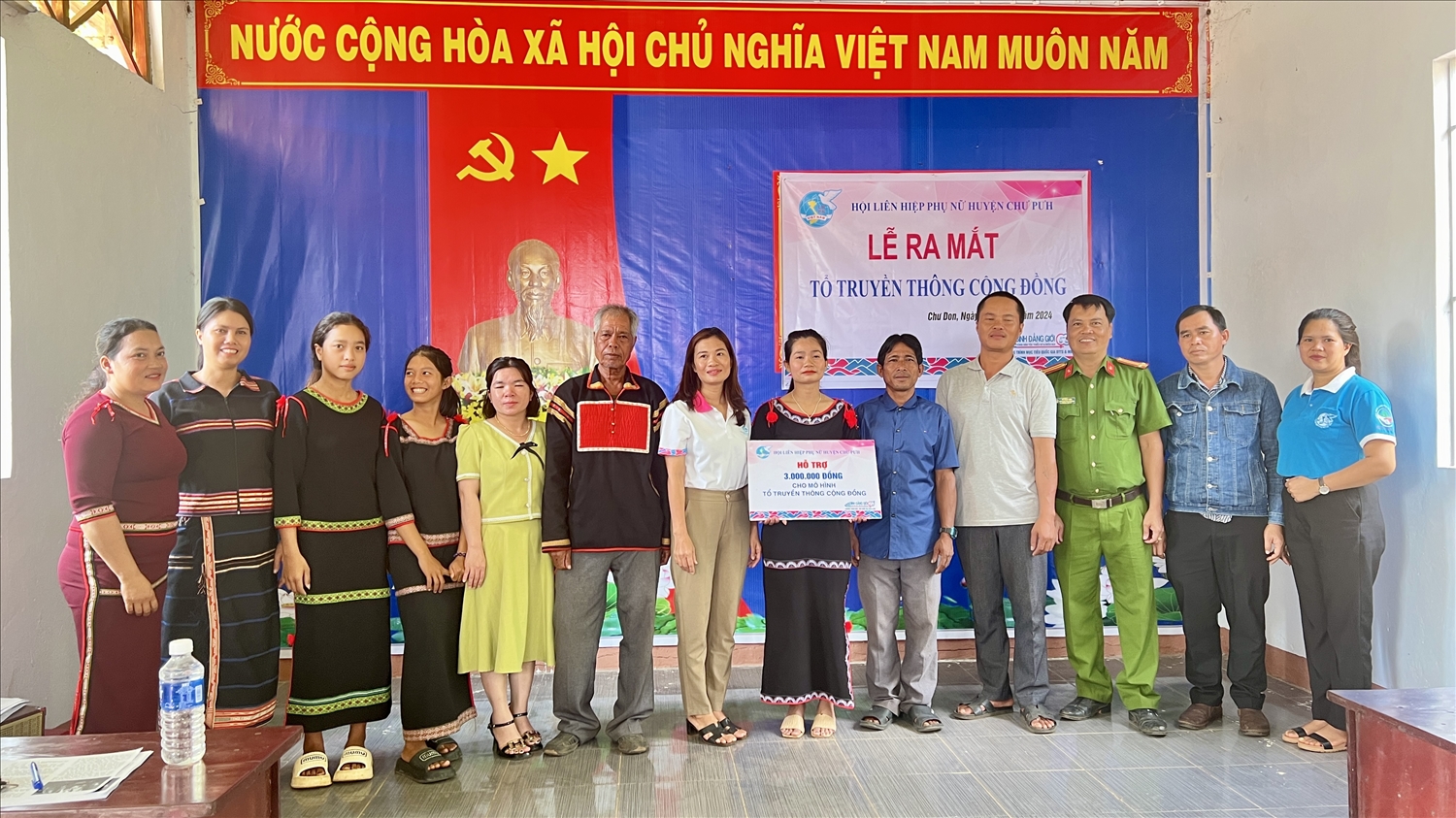 Phụ nữ Chư Pưh (Gia Lai) ra mắt Tổ truyền thông cộng đồng tại làng Plei Hlốp