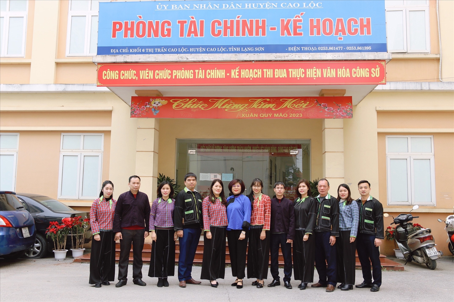 để bảo tồn bản sắc văn hóa dân tộc, tỉnh Lạng Sơn đã triển khai thực hiện đề án “Bảo tồn, phát huy trang phục truyền thống các dân tộc thiểu số Việt Nam trong giai đoạn hiện nay”