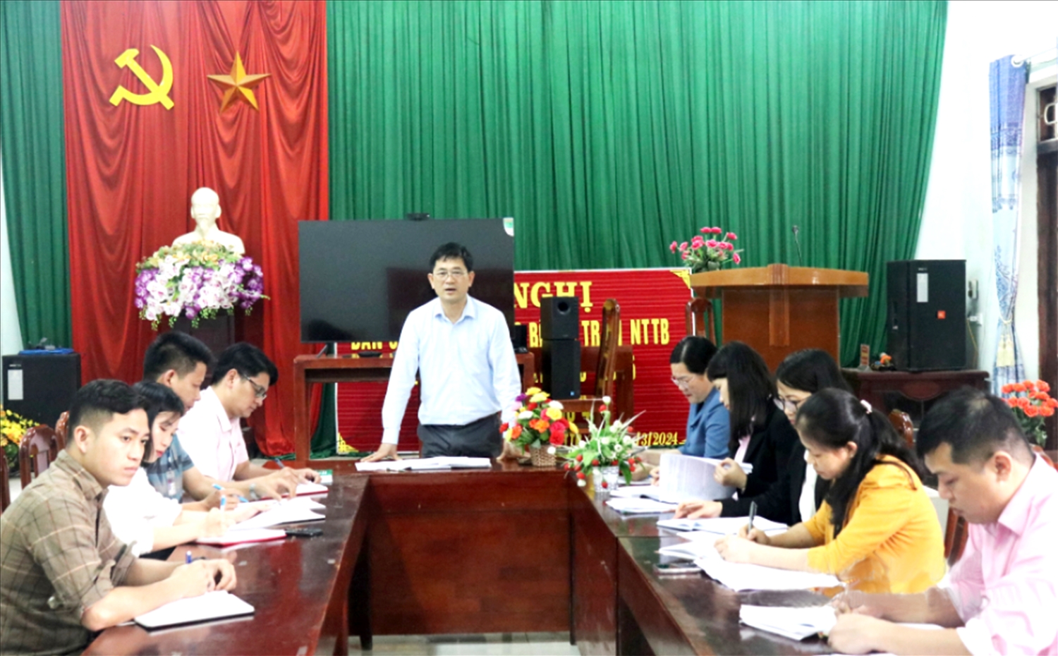 Ông Vi Minh Tú, Trưởng Ban Dân tộc tỉnh Lạng Sơn phát biểu tại buổi kiểm tra 