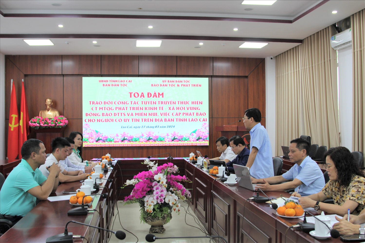 Đoàn công tác của Báo Dân tộc và Phát triển làm việc với Ban Dân tộc tỉnh Lào Cai