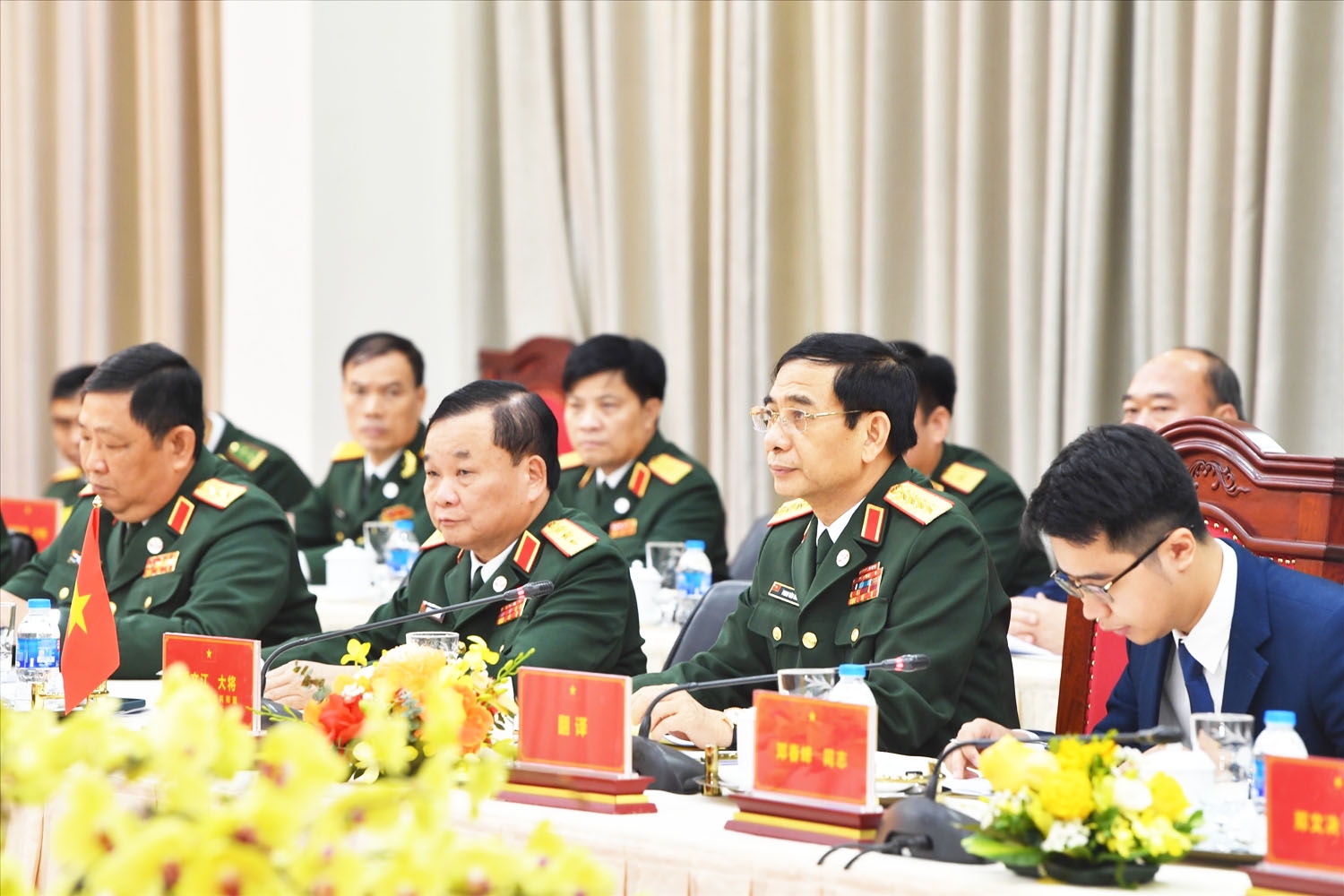 Bộ trưởng Phan Văn Giang khẳng định Giao lưu hữu nghị quốc phòng là hoạt động quan trọng góp phần xây dựng đường biên giới Việt Nam - Trung Quốc hòa bình, hữu nghị, ổn định, hợp tác và phát triển 