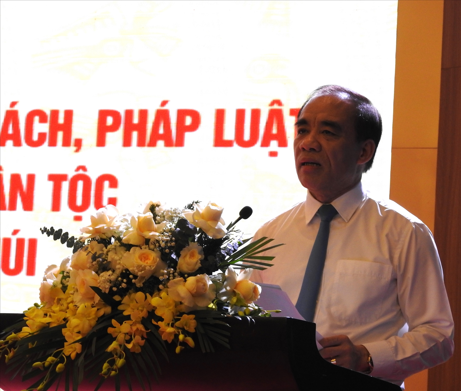 Bí thư Tỉnh uỷ Tuyên Quang Chẩu Văn Lâm phát biểu tại Hội thảo