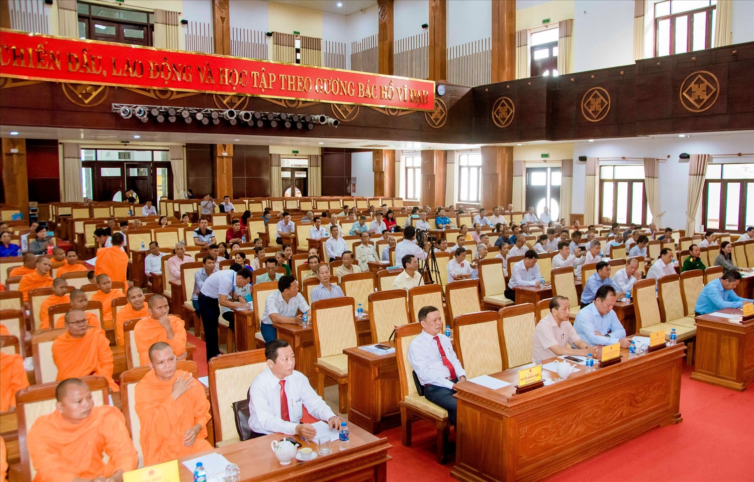 Hơn 230 đại biểu tham dự họp mặt mừng Tết Chôl Chnăm Thmây năm 2024 - tỉnh Hậu Giang