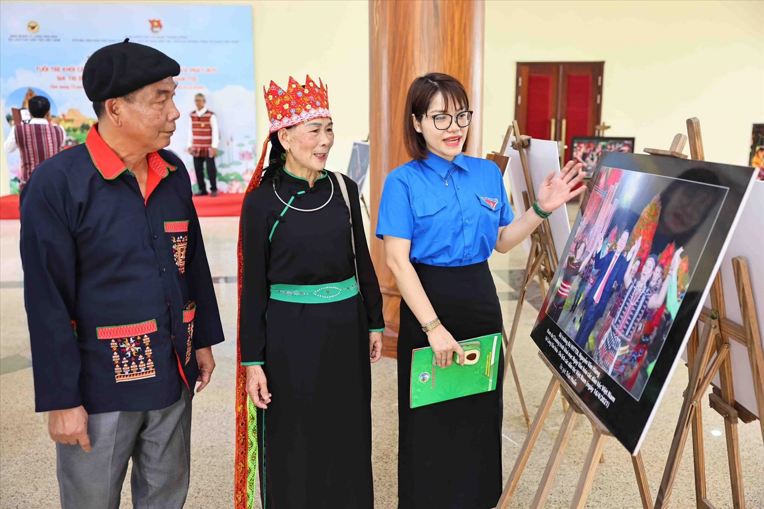 Triển lãm thu hút được sự quan tâm của đông đảo công chúng muốn tìm hiểu về Di sản văn hóa phi vật thể các dân tộc Việt Nam