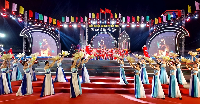 Chương trình nghệ thuật tại Lễ khai mạc Tuần Văn hóa - Du lịch Phú Yên năm 2024.