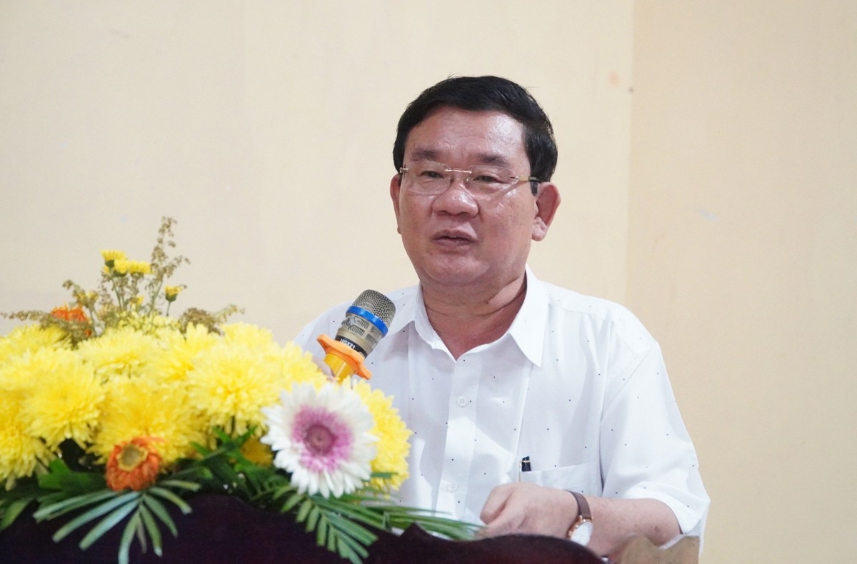 Ông Nguyễn Văn Phích, Trưởng ban Dân vận Tỉnh ủy tỉnh Kiên Giang phát biểu tại hội nghị 