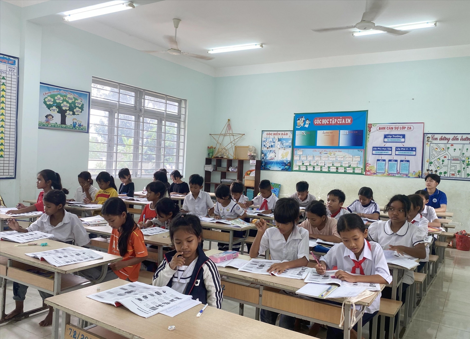 Chất lượng giáo dục ở miền núi Khánh Hoà không ngừng được nâng lên
