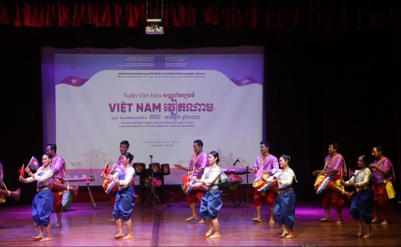 Giao lưu nghệ thuật hai nước Việt Nam - Campuchia. Ảnh minh họa