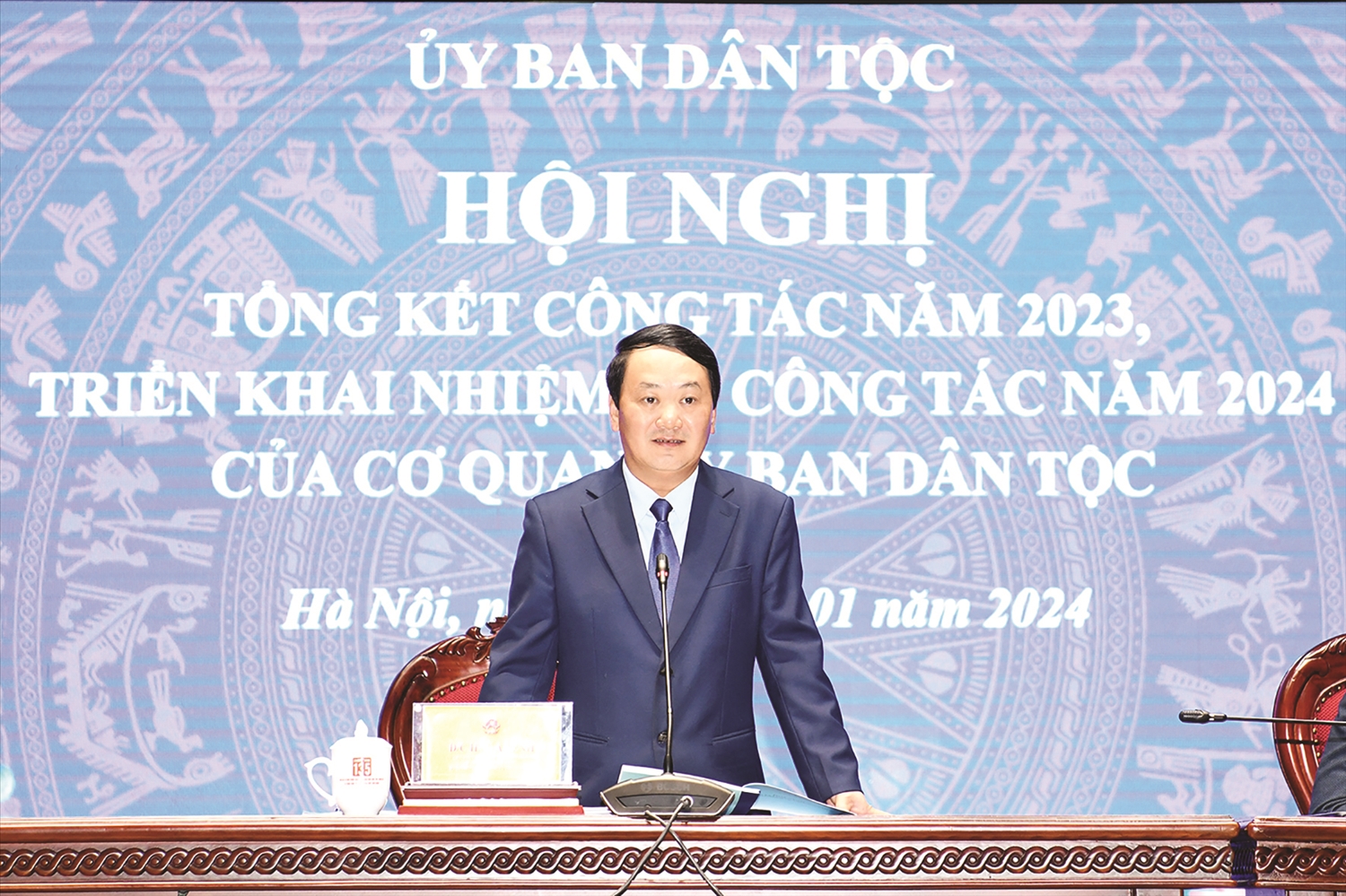  Bộ trưởng, Chủ nhiệm UBDT Hầu A Lềnh phát biểu chỉ đạo tại Hội nghị tổng kết công tác năm 2023, triển khai nhiệm vụ năm 2024.