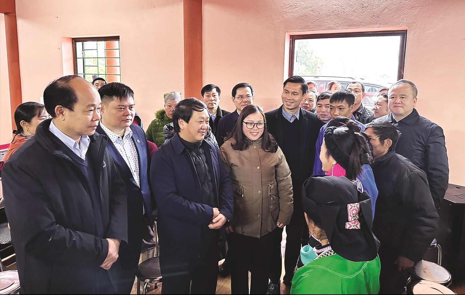Bộ trưởng, Chủ nhiệm Uỷ ban Dân tộc Hầu A Lềnh thăm hỏi, động viên đồng bào DTTS huyện Mường Khương, tỉnh Lào Cai (tháng 1/2024).