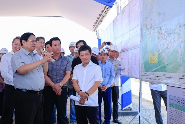 TIN THỜI SỰ Thủ tướng kiểm tra dự án giao thông trọng điểm tại Khánh Hòa, Phú Yên, Bình Định