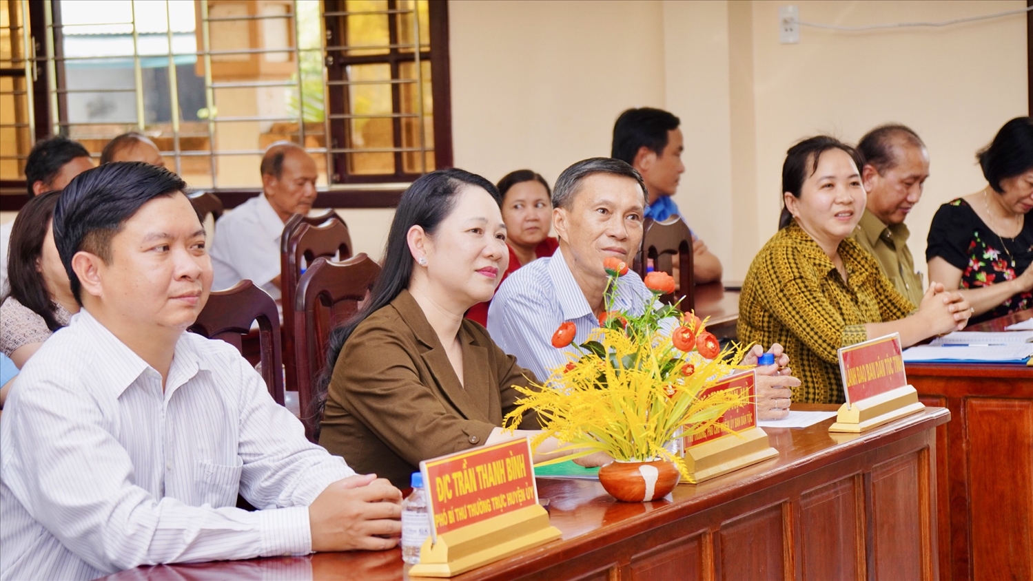 Thứ trưởng, Phó Chủ nhiệm Nông Thị Hà thăm chúc tết Chôl Chnăm Thmây tại huyện Cầu Kè 3