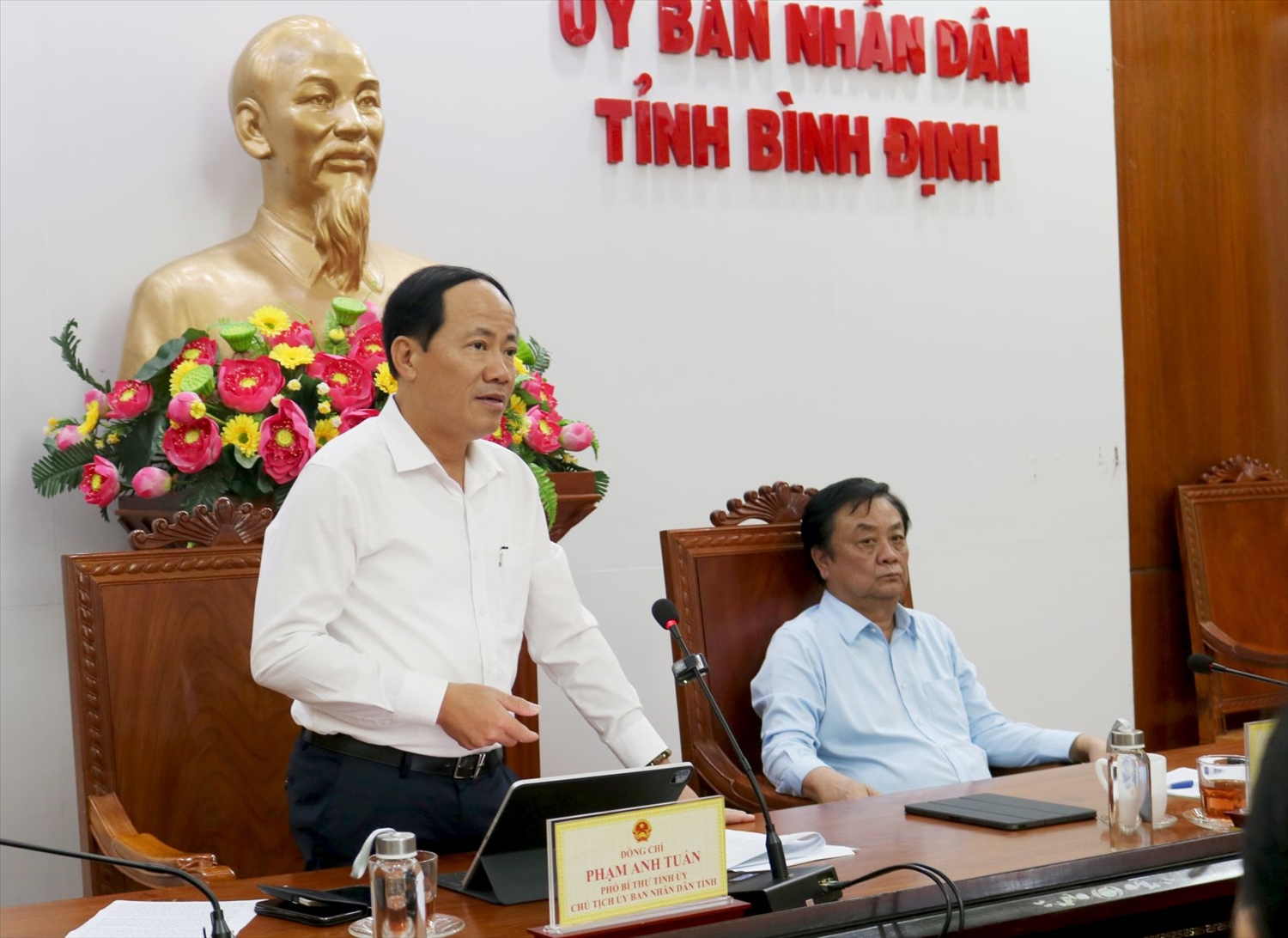 Ông Phạm Anh Tuấn, Chủ tịch UBND tỉnh Bình Định phát biểu tại buổi làm việc