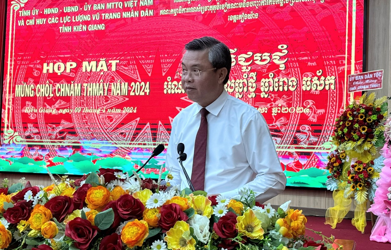 Ông Nguyễn Lưu Trung - Phó Chủ tịch UBND tỉnh Kiên Giang phát biểu mừng Chôl Chnăm Thmây năm 2024