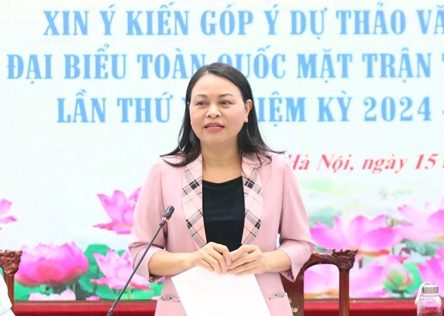 Bà Nguyễn Thị Thu Hà - Ủy viên Trung ương Đảng, Phó Chủ tịch - Tổng Thư ký Ủy ban Trung ương MTTQ Việt Nam phát biểu Khai mạc Hội nghị. (Ảnh Tiến Đạt)