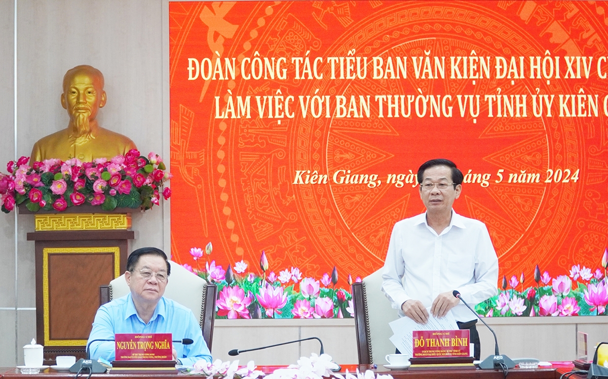 Ủy viên Trung ương Đảng, Bí thư Tỉnh ủy tỉnh Kiên Giang Đỗ Thanh Bình phát biểu tại buổi làm việc 