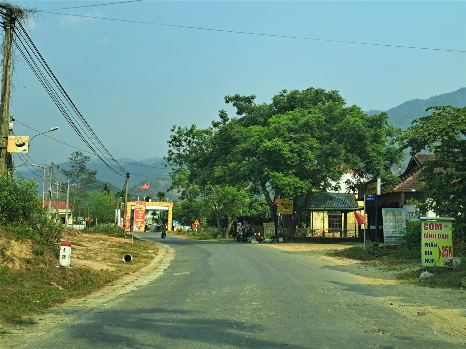 Nhiều làng quê khởi sắc sau quá trình xây dựng NTM
