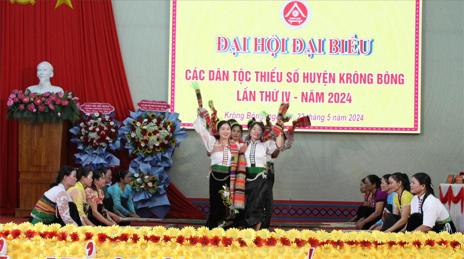 Em kg tin: Đại hội Đại biểu các dân tộc thiểu số huyện Krông Bông, tỉnh Đắk Lắk 10